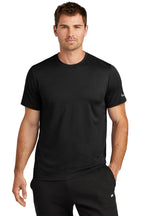Nike® Swoosh Sleeve Legend Tee (NKDX8730)