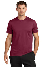 Nike® Swoosh Sleeve Legend Tee (NKDX8730)